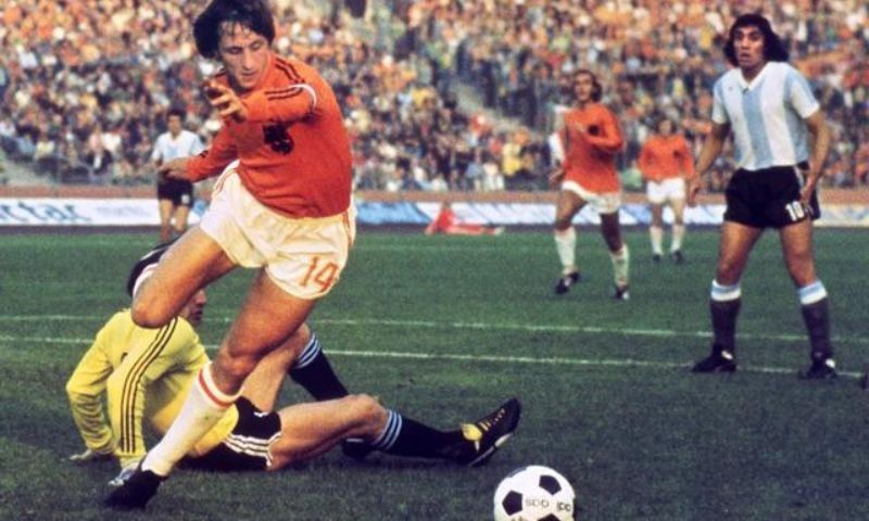 Thời niên thiếu và xuất thân của Johan Cruyff 